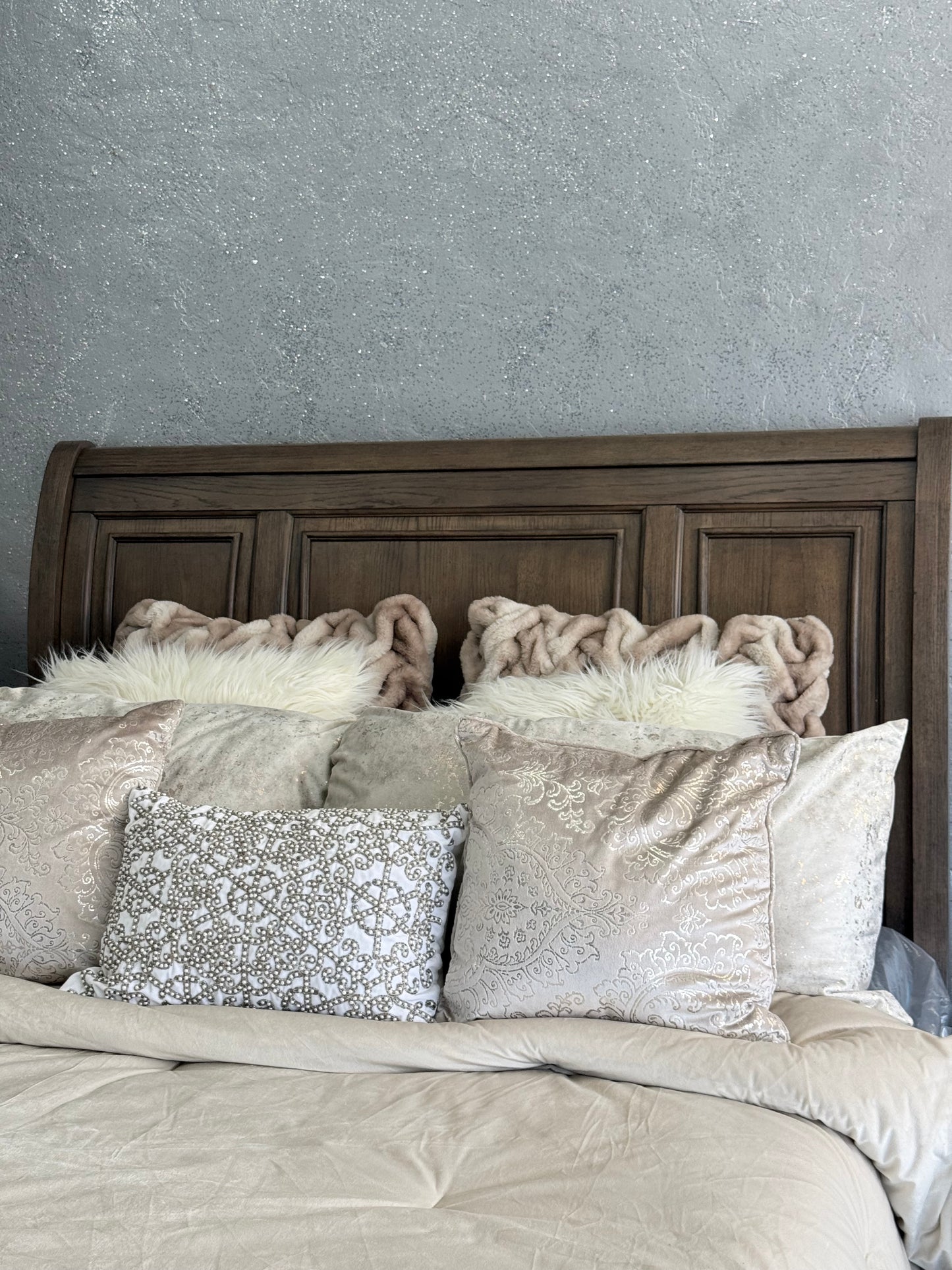 Harbor View Bedroom Set 4 Piece Set