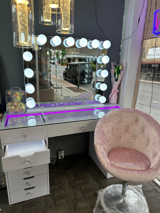 Vanitii Eva Vanity w/ Pro Max Mirror