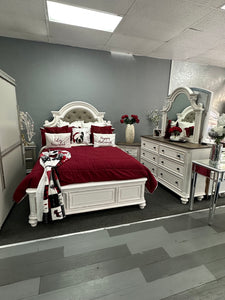 Baylesford Bedroom Set